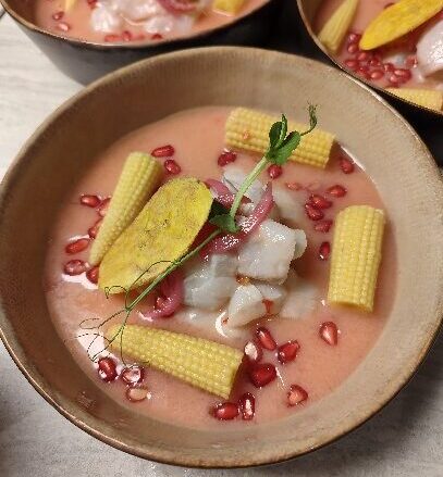 Ceviche con agua de tomate